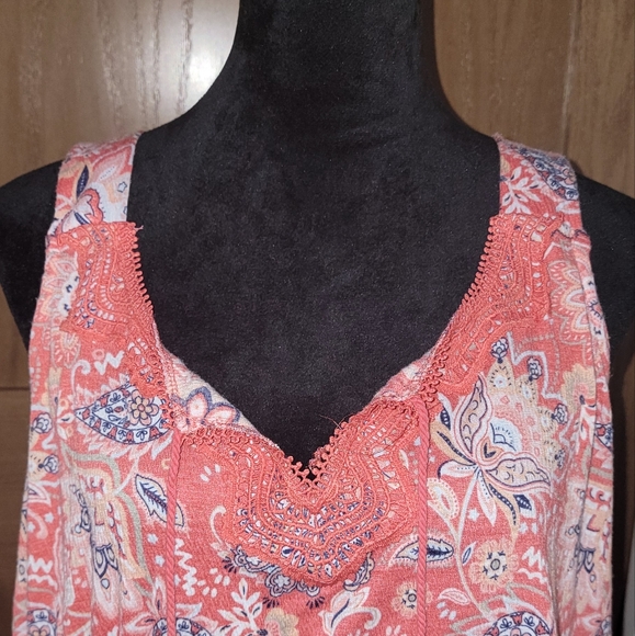 TANK TOP - Picture 4 of 9